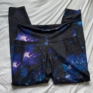 NWOT Old Navy Elevated Leggings